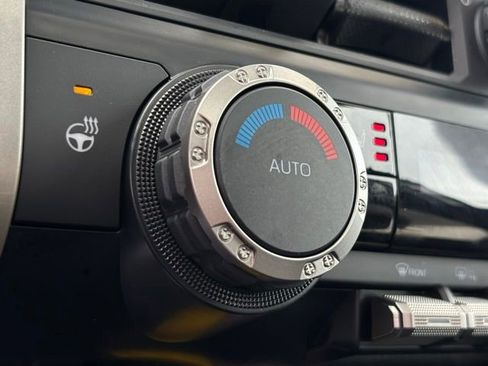 Used 2024 Toyota Tacoma TRD Off-Road w/ TRD Off Road Upgrade Package image 40