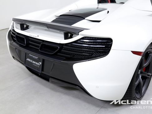 Used 2016 McLaren 650S Spider image 34