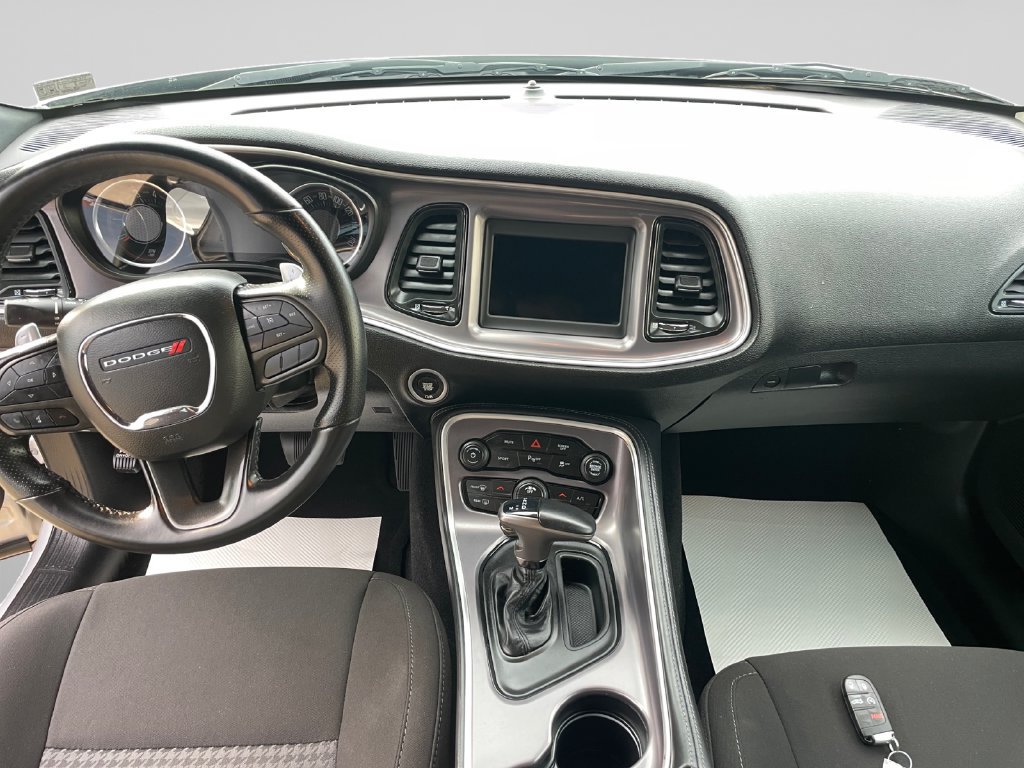 Used 2020 Dodge Challenger R/T w/ Driver Convenience Group RWD image 19