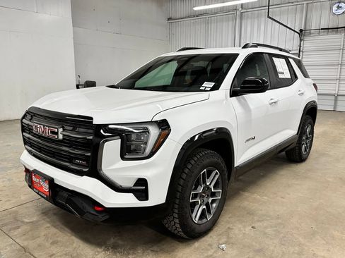 Used 2026 GMC Terrain AT4 AWD/4WD image 3