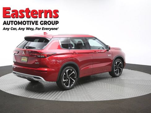 Used 2023 Mitsubishi Outlander SEL AWD/4WD image 43