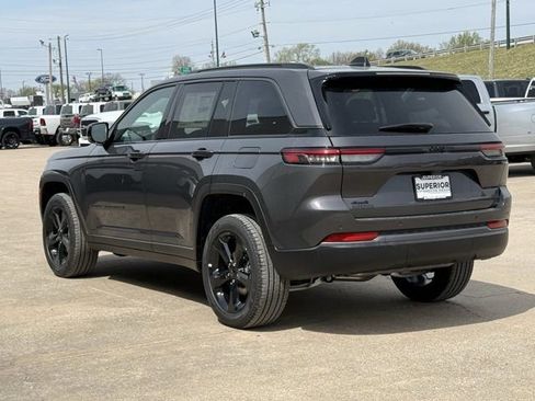 New 2026 Jeep Grand Cherokee Limited AWD/4WD image 10