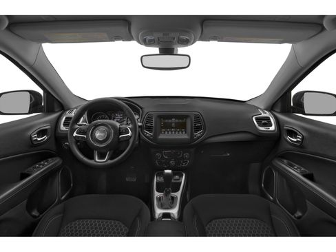 Used 2020 Jeep Compass Latitude w/ Cold Weather Group AWD/4WD image 11