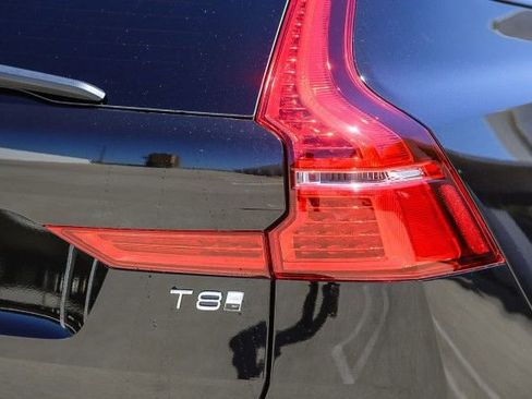 New 2025 Volvo XC60 T8 Ultra w/ Protection Package Premier image 10