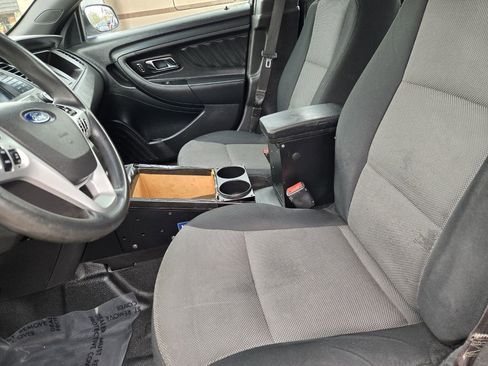 Used 2014 Ford Taurus Police Interceptor AWD image 16