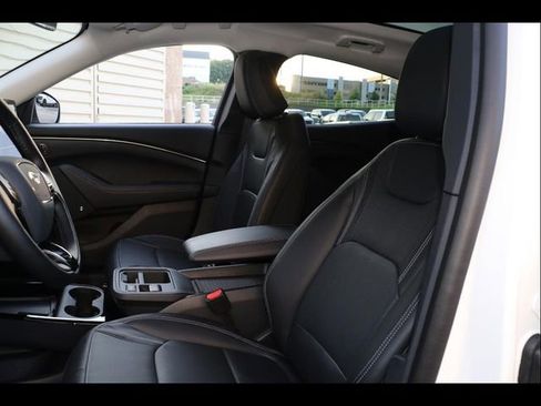 New 2025 Ford Mustang Mach-E Premium image 19