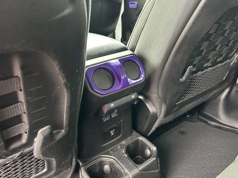 Used 2021 Jeep Gladiator Mojave image 21