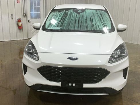Certified 2021 Ford Escape SE w/ Cold Weather Package image 2
