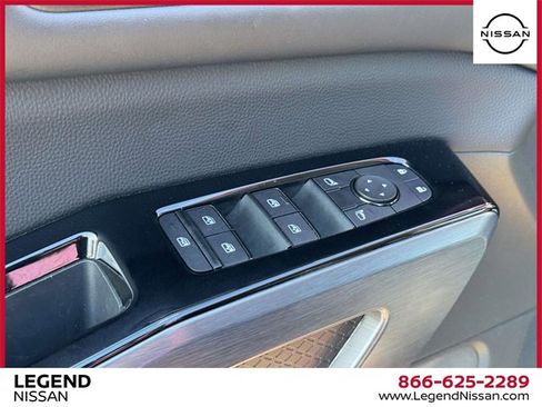 Certified 2024 Nissan Pathfinder SL image 15