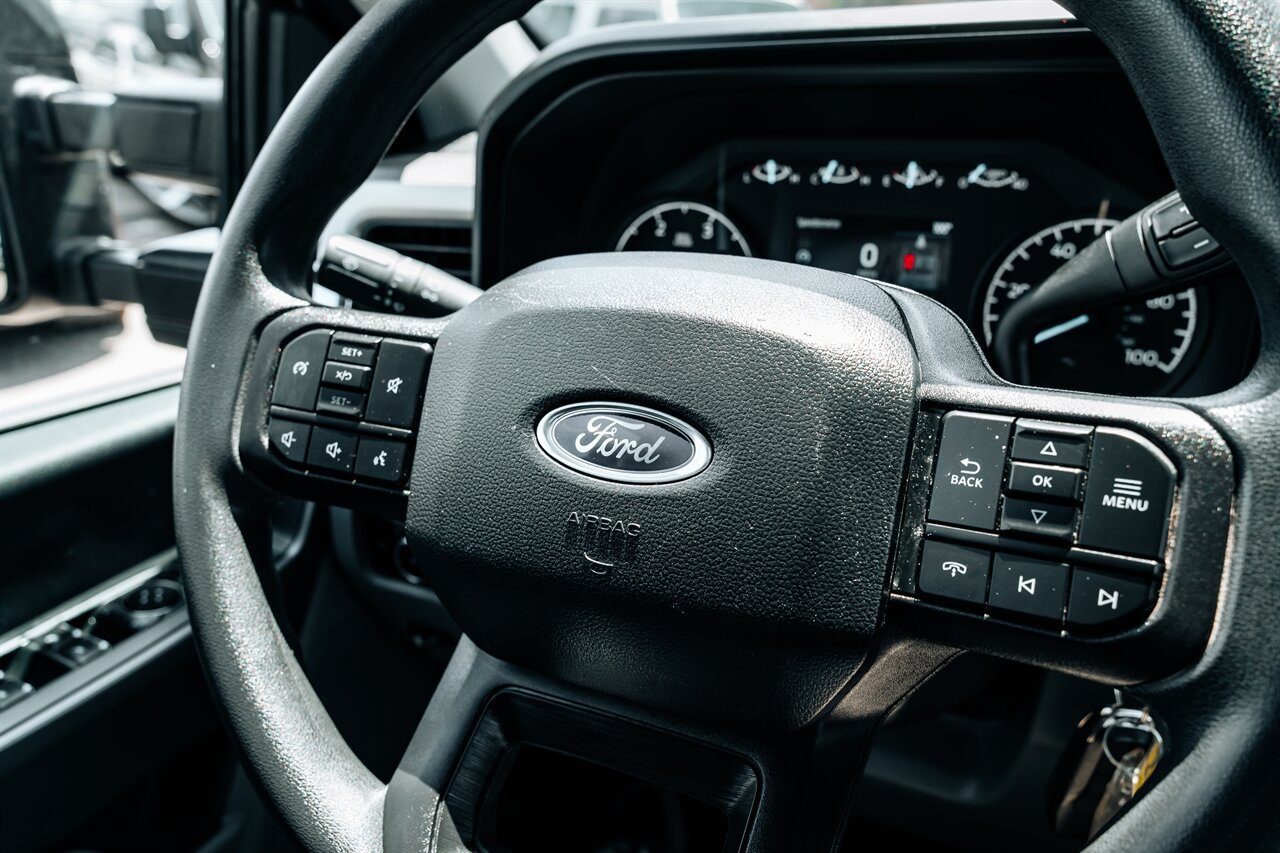 Used 2025 Ford F250 XLT AWD/4WD image 28