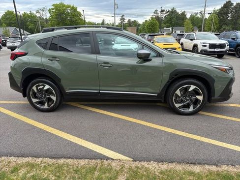 Used 2024 Subaru Crosstrek 2.5i Limited AWD/4WD image 4