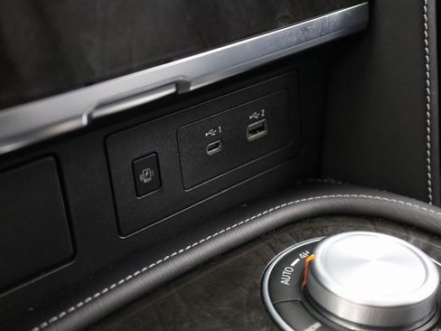 Used 2024 INFINITI QX80 Luxe image 21