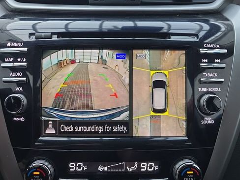 Used 2021 Nissan Murano Platinum w/ Cargo Package image 20