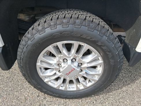 Used 2024 GMC Sierra 2500 Denali w/ Denali Reserve Package AWD/4WD image 21