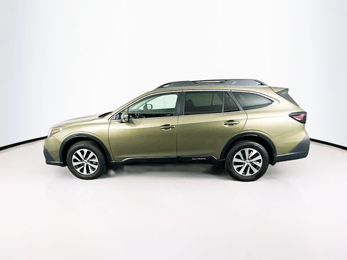 Used 2022 Subaru Outback Premium AWD/4WD image 4