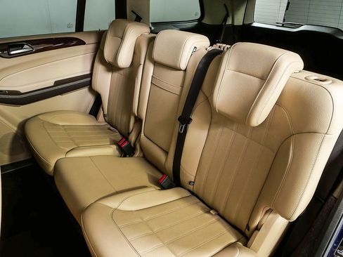 Used 2018 Mercedes-Benz GLS 450 4MATIC image 18