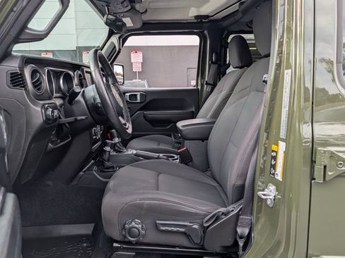 Used 2022 Jeep Wrangler Unlimited Sport AWD/4WD image 12