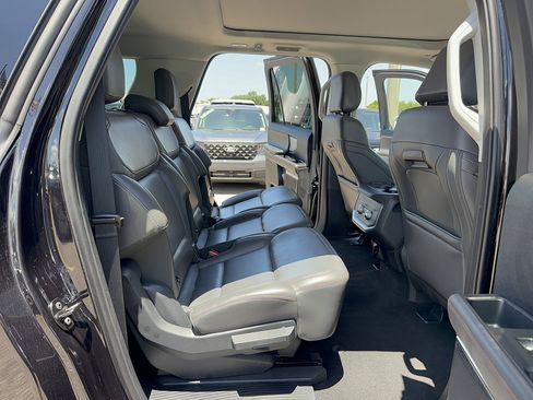 Certified 2025 Ford Expedition Max Active AWD/4WD image 18