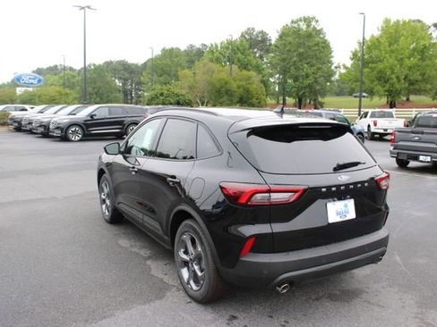 New 2026 Ford Escape ST-Line w/ Tech Pack #1 FWD image 16