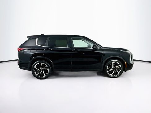 Used 2024 Mitsubishi Outlander SE FWD image 10