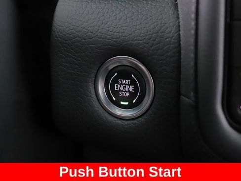 Used 2024 GMC Yukon XL Denali AWD/4WD image 25