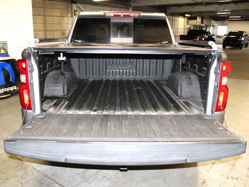 Used 2019 Chevrolet Silverado 1500 High Country w/ High Country Premium Package image 35