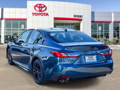 New 2026 Toyota Camry SE FWD image 5