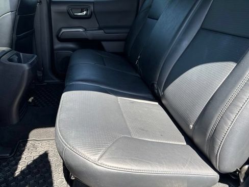 Used 2021 Toyota Tacoma TRD Sport AWD/4WD image 13