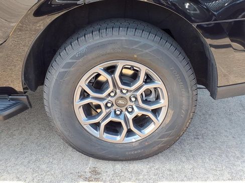 Used 2025 Ford Expedition Active AWD/4WD image 30