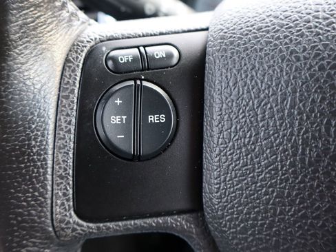 Used 2010 Ford Explorer Sport Trac XLT image 29