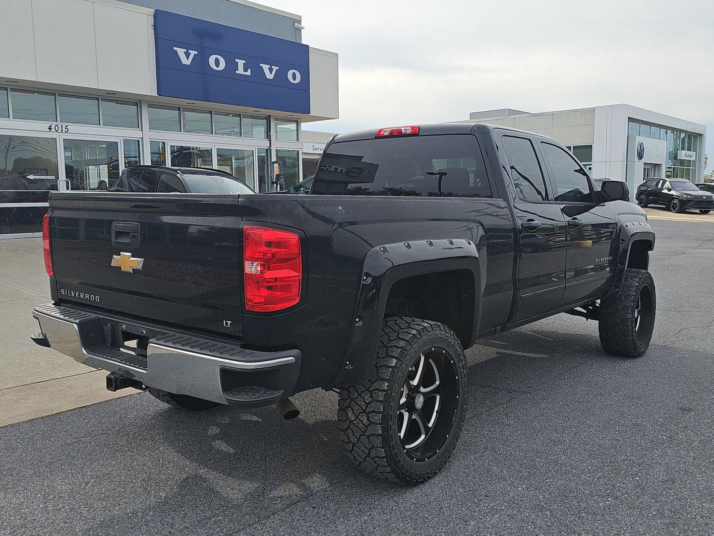 Used 2016 Chevrolet Silverado 1500 LT w/ All Star Edition AWD/4WD image 7