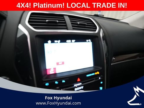 Used 2018 Ford Explorer Platinum AWD/4WD image 6
