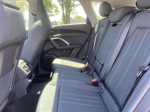 New 2025 Audi Q5 Premium Plus image 13