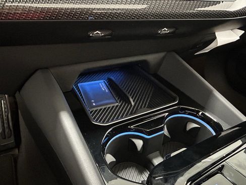 Used 2025 BMW i5 M60 w/ Premium Package image 20