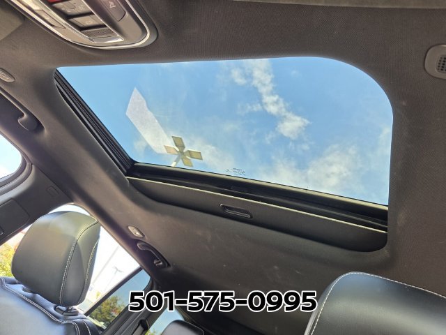 Used 2023 Jeep Grand Cherokee Altitude AWD/4WD image 8
