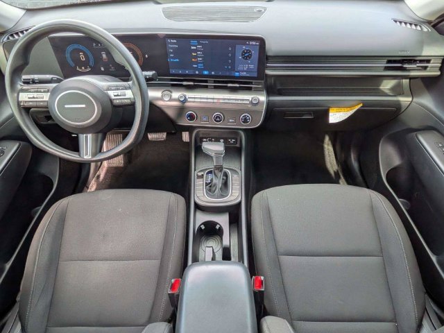 Used 2024 Hyundai Kona SE FWD image 15
