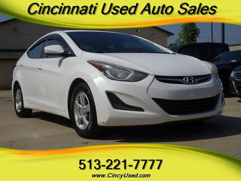 Used 2014 Hyundai Elantra SE FWD image 1