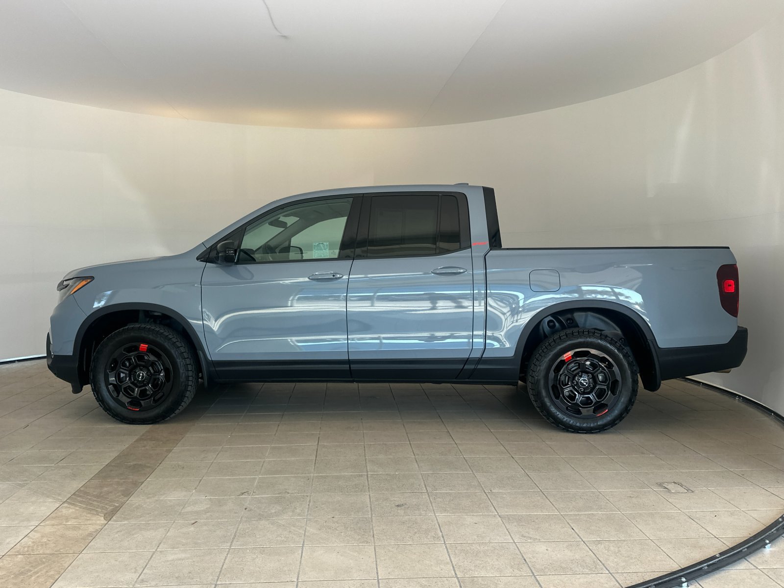 Used 2025 Honda Ridgeline Sport+ image 3