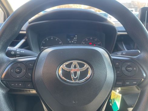Used 2024 Toyota Corolla LE image 10