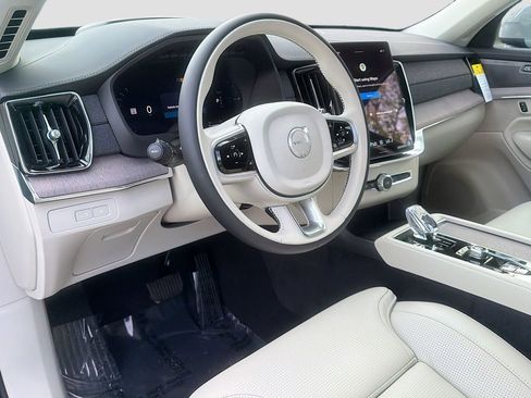 New 2026 Volvo XC90 T8 Ultra w/ Protection Package Premier AWD/4WD image 9