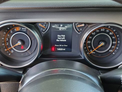 Used 2021 Jeep Wrangler Sport AWD/4WD image 7