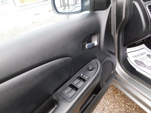 Used 2013 Chrysler 200 Touring w/ S Exterior Appearance Pkg image 11