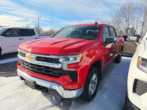 Used 2023 Chevrolet Silverado 1500 LT image 1
