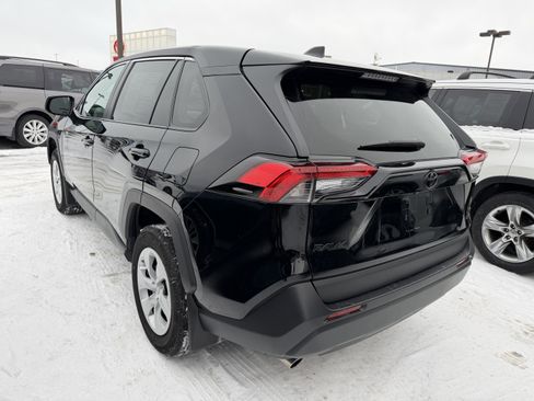 Used 2023 Toyota RAV4 LE image 5