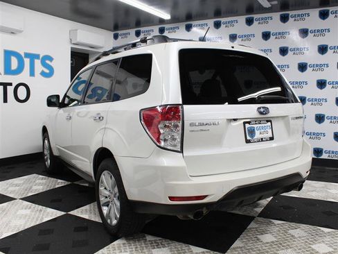 Used 2011 Subaru Forester 2.5X Limited image 2