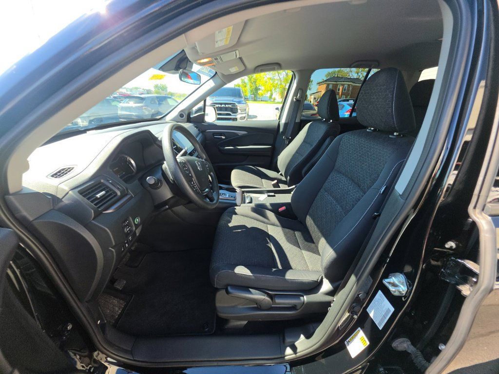 Certified 2023 Honda Ridgeline Sport image 15
