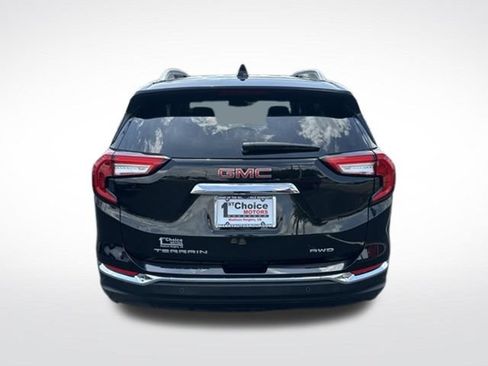 Used 2023 GMC Terrain SLT w/ Infotainment Package II AWD/4WD image 4