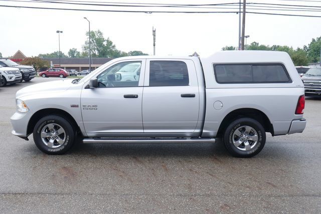 Used 2017 RAM 1500 Express AWD/4WD image 7