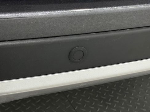 Used 2017 Toyota RAV4 Limited image 12