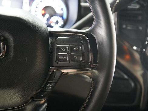 Used 2022 RAM 2500 Limited w/ Snow Chief Group AWD/4WD image 18